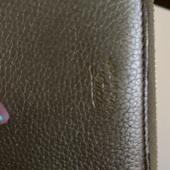 Gucci Gold Leather Bamboo Tassel Zip Around Wallet - Picture 8 of 8